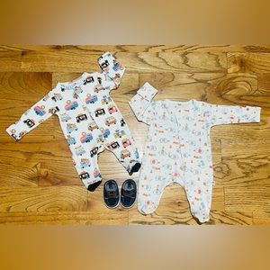 Magnetic onesie set